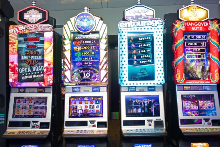The Psychology Behind Slot Online Machines_ Unveiling the Addiction